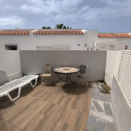 Bungalow Club Atlantis Apartment